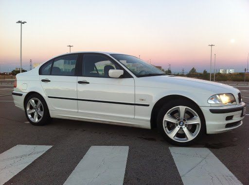 BMW E32 con BMW Styling 137 con BMW Styling 137