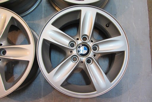 BMW E28 con BMW Styling 140 con BMW Styling 140