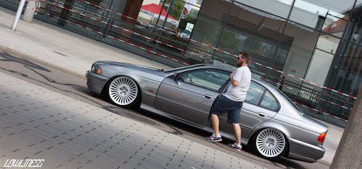 BMW E30 con BMW Styling 176 con BMW Styling 176