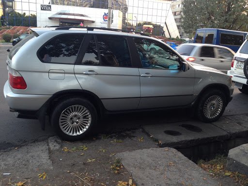 BMW E34 con BMW Styling 182 con BMW Styling 182