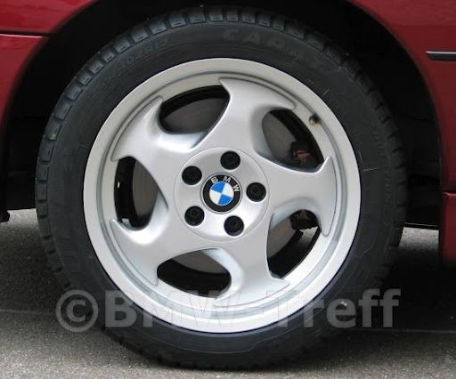 BMW E34 con BMW Styling 21 con BMW Styling 21