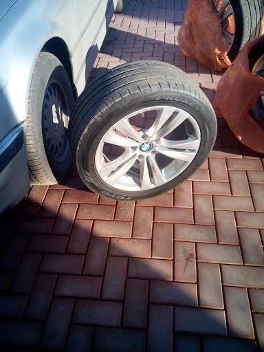 BMW E60 con BMW Styling 316 con BMW Styling 316