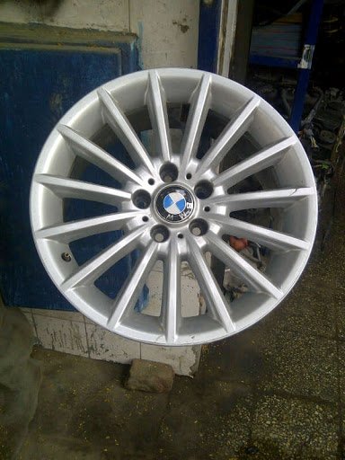 BMW E28 con BMW Styling 339 con BMW Styling 339