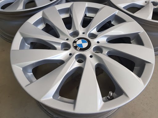 BMW E32 con BMW Styling 381 con BMW Styling 381