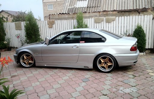 BMW E32 con BMW Styling 40 con BMW Styling 40