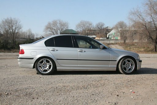 BMW E30 con BMW Styling 68 con BMW Styling 68