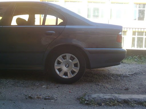 BMW E34 con BMW Styling 83 con BMW Styling 83