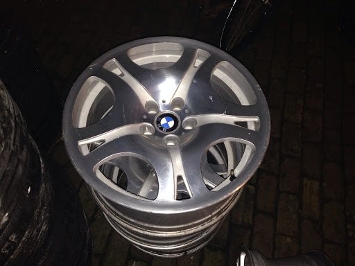 BMW E32 con BMW Styling 92 con BMW Styling 92